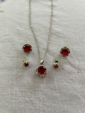 Red Crystal Halo Pendant Necklace and Two Sets of Matching Earrings!